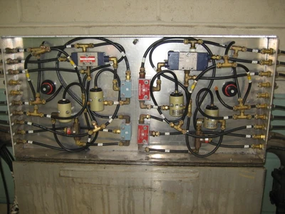 SPC7127  Filler 2 valve liquid gravity filler
