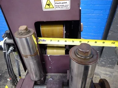 USED MGS/HALL CAT 300