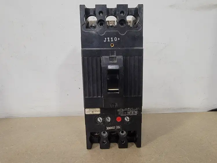 Used GENERAL ELECTRIC TFJ236200 Switchgears British Columbia CA | Lenmark #409356
