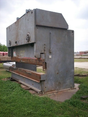 USED 1980 HTC 400T