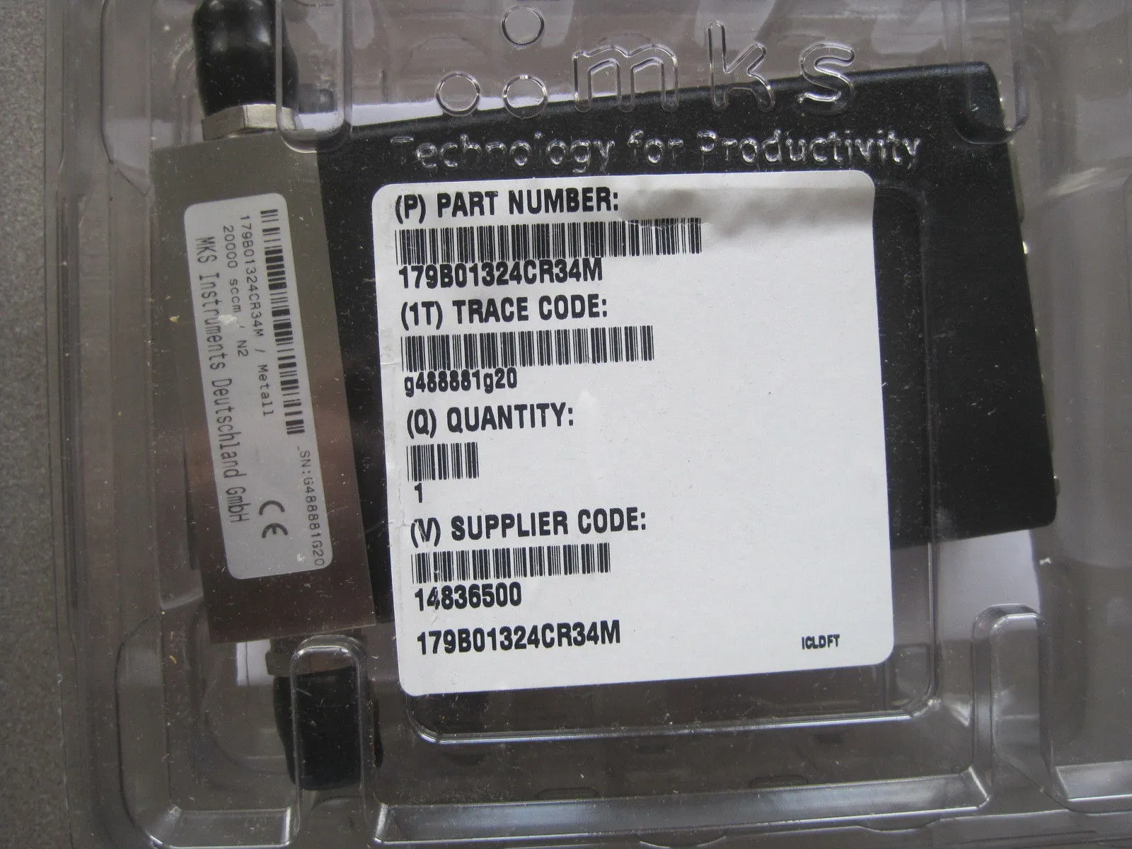 NEW MKS 179B01324CR34M MASS FLOW CONTROLLER