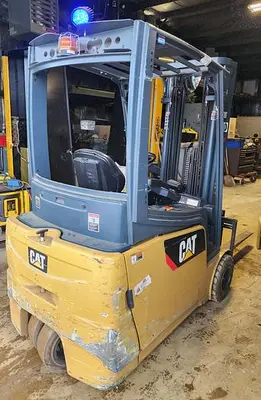 USED 2015 CATERPILLAR 2ET4000