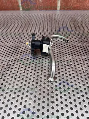 USED ITT PURE FLO .5-316L-RA20MAX-CWP150 DIAPHRAGM VALVE W/  1/2"  SANITARY FITTING