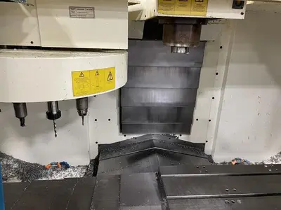 USED 2000 HARDINGE VMC-800II