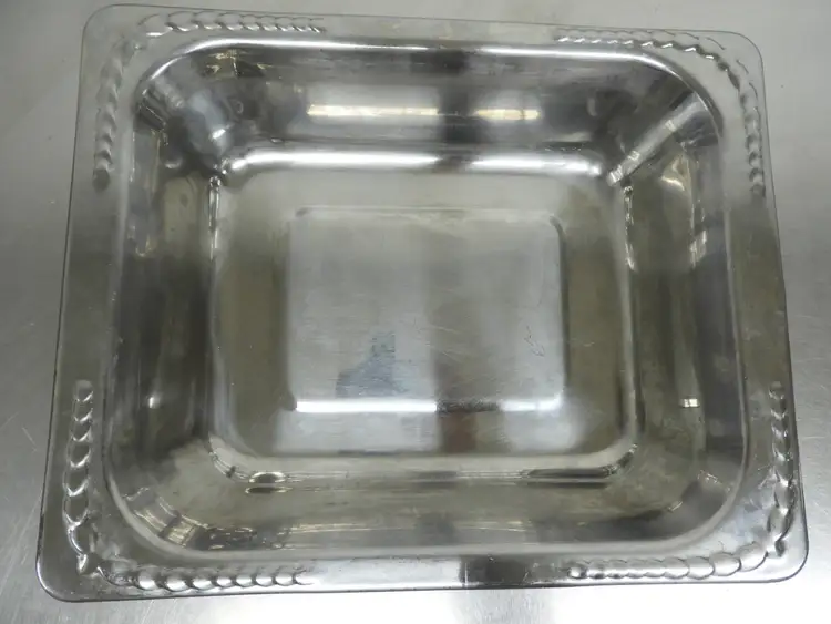 Used Golden Corral Used Vollrath 8230720 Miramar 3.4Qt Rectangular Decorative 1/2 Size Food Pan Steam Pans Illinois US | Falcon Restaurant Supply #1376480