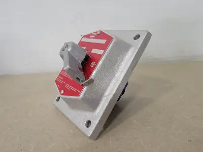 New | in-Stock CROUSE-HINDS DSD SR30320 SX178 Switchgears British Columbia CA | Lenmark #238617