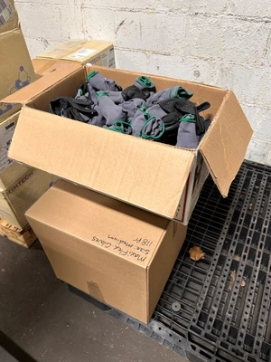 MULTIFLEX MEDIUM WORK GLOVES (118 PAIRS)
