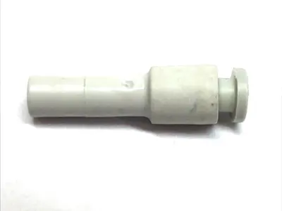USED SMC PLUG-IN REDUCER 4MM TUBE 6MM ONE-TOUCH FITTING LOT OF 2