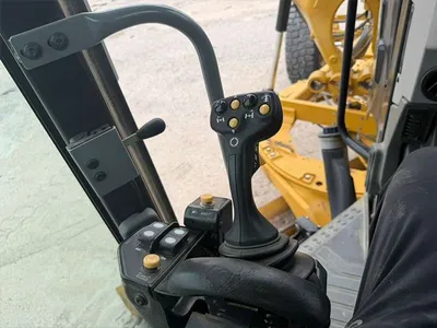 2015 Caterpillar 12M3