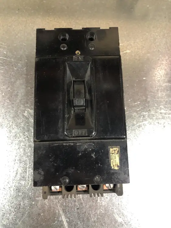 Used FEDERAL PIONEER NF631100 Switchgears British Columbia CA | Lenmark #244416