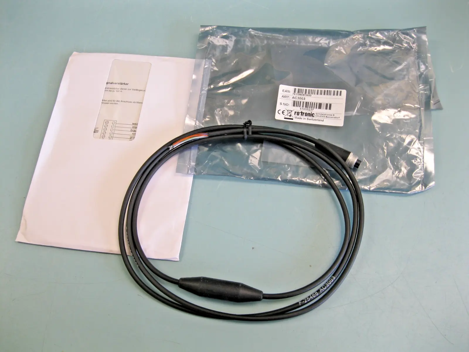 Rotronic AC3003 Extension Signal Booster Cable w Built-In Amplifier Open Bag H7
