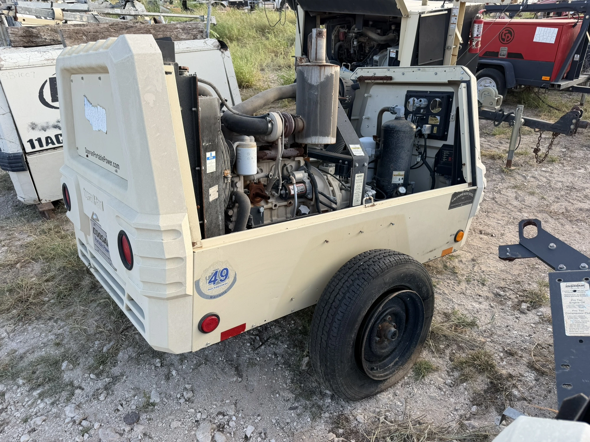 Used _UNKNOWN_ _UNKNOWN_ Air Compressors, Portable Texas US | Miedema Asset Management Group #1312325
