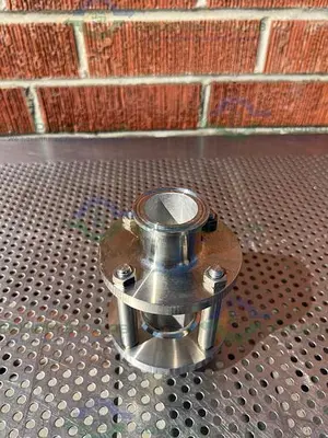 USED 316L STAINLESS STEEL SINGLE WALL  IN LINE SIGHT GLASS W/ 1 1/2" SANITARY FITTING