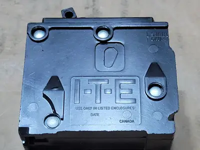 Used SIEMENS Q230 Switchgears British Columbia CA | Lenmark #1438554
