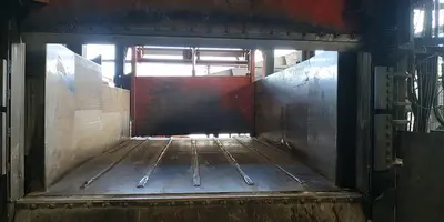 2018 guillotine with 4 bale capacity and automatic pusher