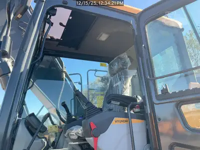 Used 2025 HYUNDAI HX210AL Crawler Excavators Georgia US | National Equipment Dealers #1422265
