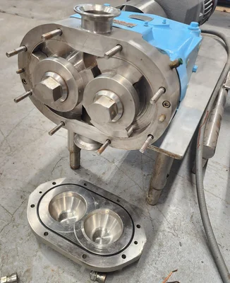Waukesha Pump Model 045U2 # 38912