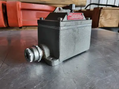 New | in-Stock CROUSE-HINDS DSFS936 SA Switchgears British Columbia CA | Lenmark #242131