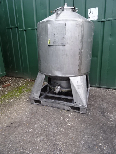 1,000L Nimix S/S Enclosed Mixing Tank