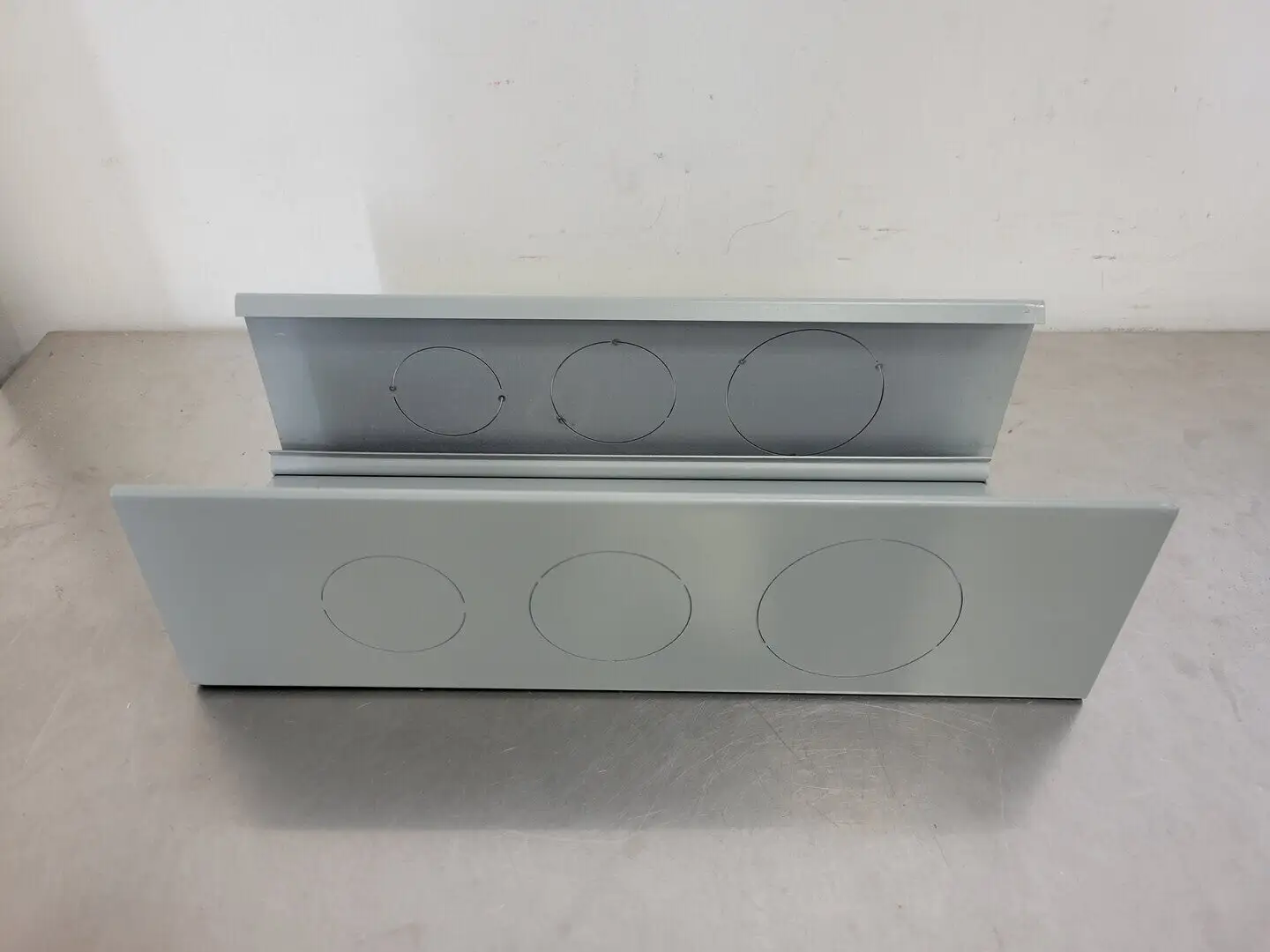 NEW WIREMOLD G6014A