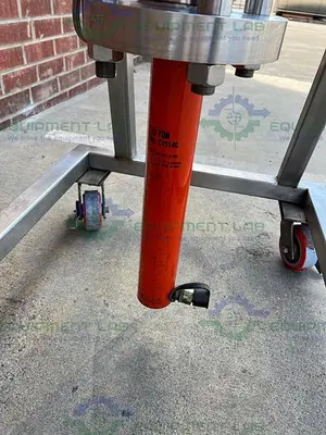 USED SEPTECH ANNULAR EXPANSION STAINLESS STEEL PREPARATIVE HPLC COLUMN W/ HAND PUMP