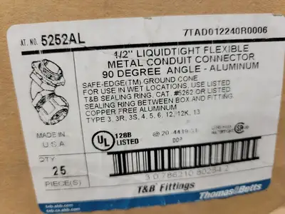 NEW THOMAS & BETTS 5252AL