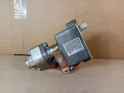 New | in-Stock BARKSDALE C9612-2 Switchgears British Columbia CA | Lenmark #239010
