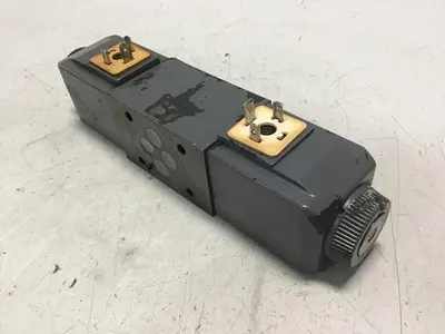 USED VICKERS DG4V-3-6C-M-U-HL7-60