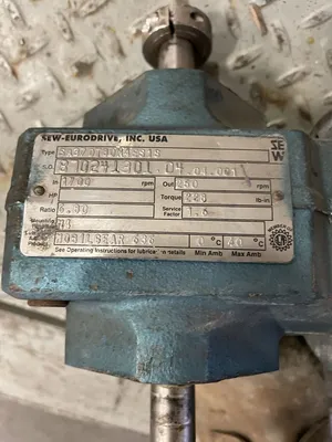 Sew Eurodrive SA37DT30M4ES1S Worm Gear Drive / Speed Reducer 1HP 6.80:1