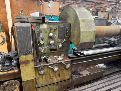 POREBA 930 MANUAL LATHE Lathes | Bowland Trading Ltd (3)