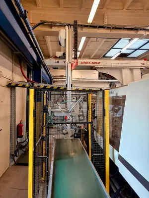 Used 2016 WOOJIN SELEX TH 350S Injection Molding Machines CZ | Amaron s.r.o. #1323811