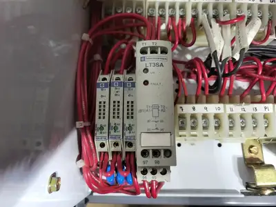 USED SQUARE D MODEL 6
