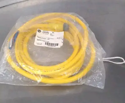 Allen Bradley 889N-F4AF-12F/B Cord with plug four pin female Loc5C18