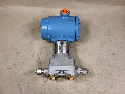 NEW ROSEMOUNT 3051S2CD4A2E12F1AD01K6M5P1Q4Q8A1003