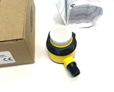 New | in-Stock Banner Engineering EZ-LIGHT Right Angle 30mm Indicator, Panel Mount 3-Color 74052 Light Sources / LED Michigan US | Maverick Industrial Sales #1462910