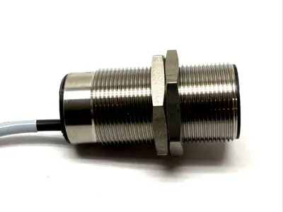 BCS00N5 | Balluff  Capacitive Sensor BCS M30B4I1-NOC15D-EP02 - New Other