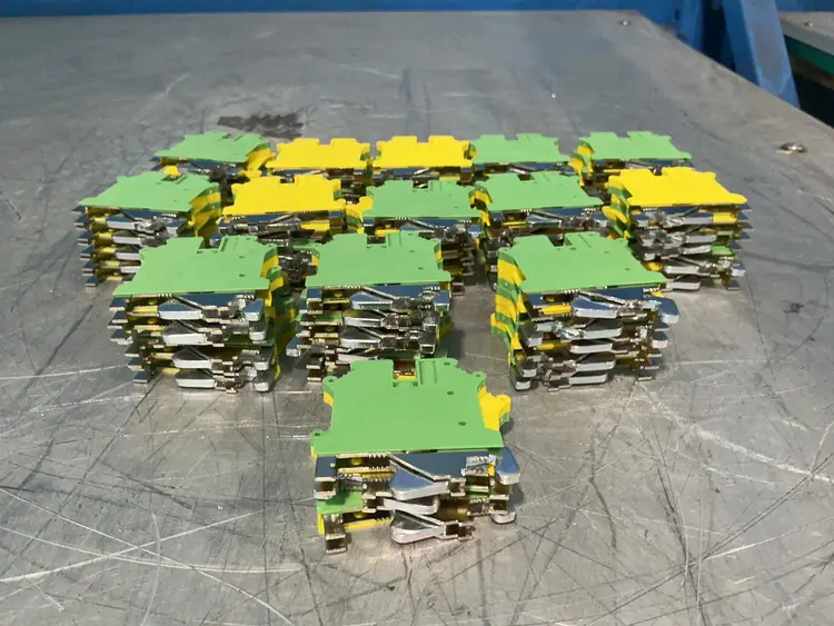 Used PHOENIX CONTACT USLKG 5 Terminal Blocks Ohio US | HGR 24 #1463371