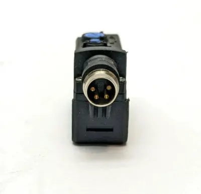 Used KEYENCE Square Retro-Reflective Photoelectric Sensor, M8 Connector, PNP Photoelectric Sensors Michigan US | Maverick Industrial Sales #1463037