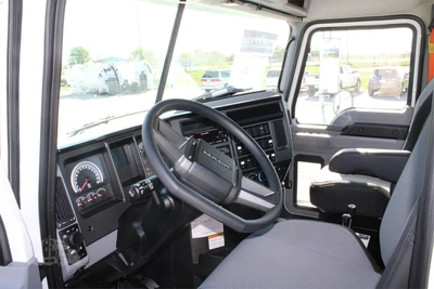 New | in-Stock 2025 MACK GRANITE 64BR Rolloff Trucks Texas US | Roll Off Truck World #1491919