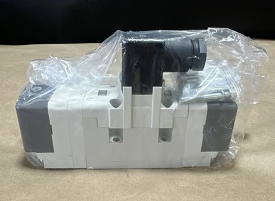 NEW SMC VQ7-6-FHG-D-3ZR