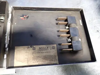 USED SQUARE D SD9351