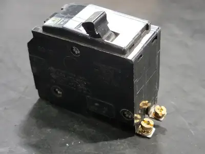 USED SQUARE D QOB215