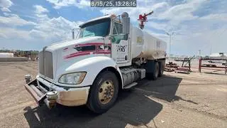 USED 2014 Kenworth T370