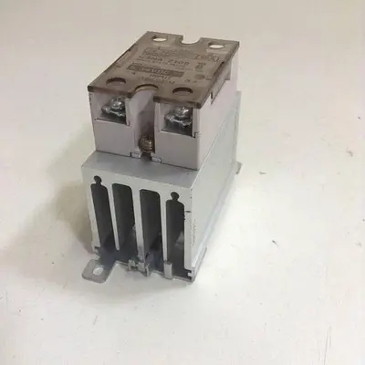 USED OMRON G3NA-210B