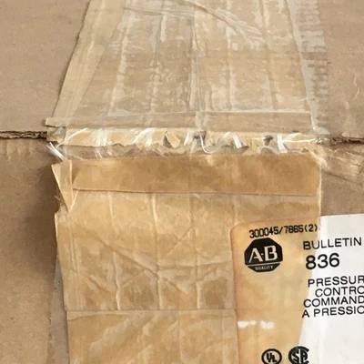 NEW Allen Bradley 836-C12E