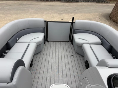 New | in-Stock 2026 BENTLEY PONTOONS 223 NAVIGATOR Boats (Misc) Virginia US | Affordable Outdoors #1638044