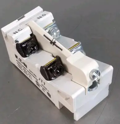 Eaton Cutler Hammer J11 Axiliary Contact Loc4E6
