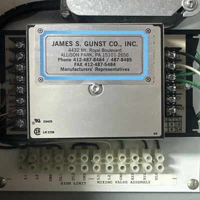 NEW James S Gunst Co 3A905