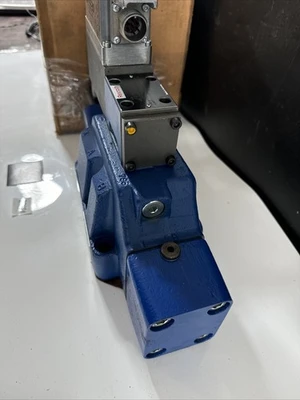 NEW Bosch 0811404481