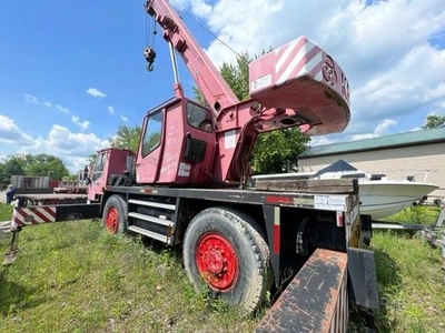 Used 1993 KRUPP KMK 2025 Rough Terrain Cranes Pennsylvania US | Proxy Equipment #1384887